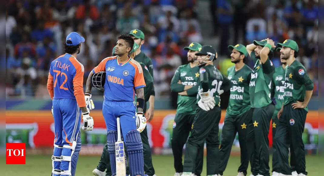 after-handshake-drama-rocks-asia-cup,-india-qualify-for-super-4s;-pakistan-on-brink-of-elimination