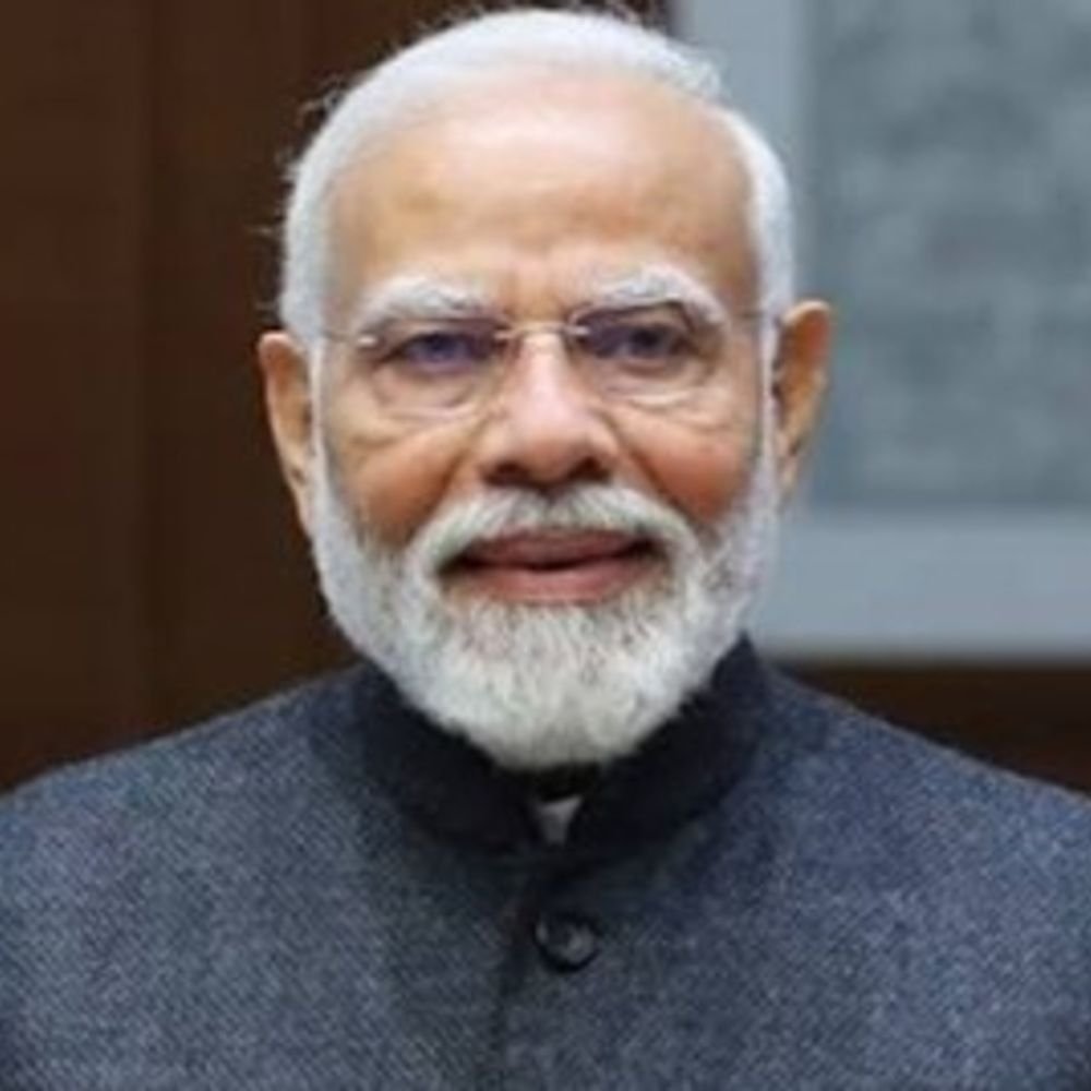 पीएम-मोदी-के-जन्मदिन-पर-री-रिलीज-होगी-‘चलो-जीते-हैं’:यह-फिल्म-हर-काम-और-हर-व्यक्ति-का-सम्मान-करने-और-उसे-महत्व-देने-के-लिए-प्रेरित-करेगी