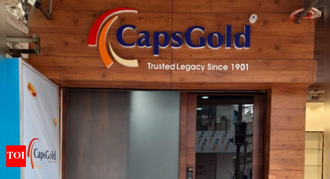 income-tax-raids-on-capsgold-offices-in-hyderabad,-other-cities-over-suspected-gold-tax-evasion