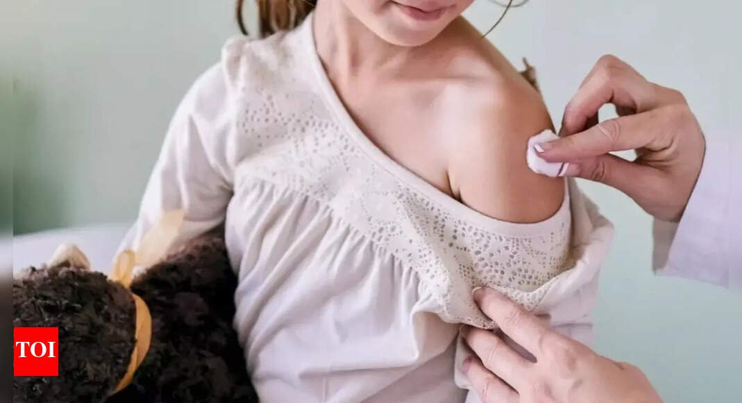 planning-to-get-a-flu-shot-this-fall?-all-you-need-to-know-about-it-and-why-americans-should-wait-until-october