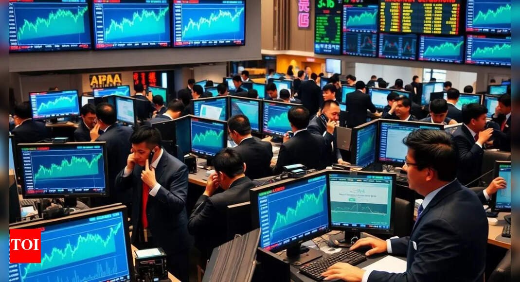 asian-shares-trade-mixed:-japan’s-nikkei-gains-0.2%;-wall-street-slips-from-record-highs