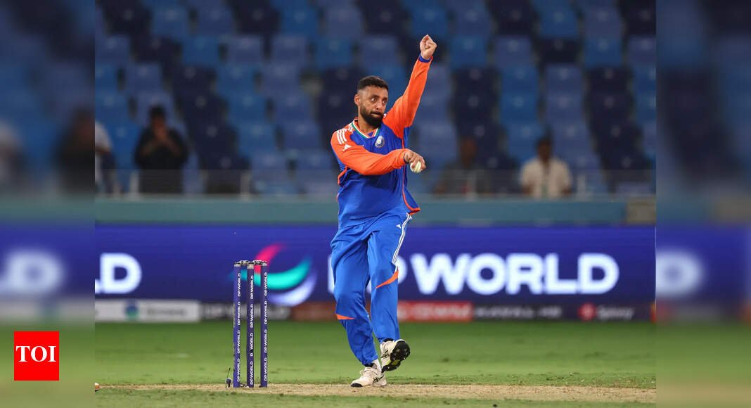icc-rankings:-varun-chakravarthy-becomes-no.-1-t20i-bowler-for-the-first-time