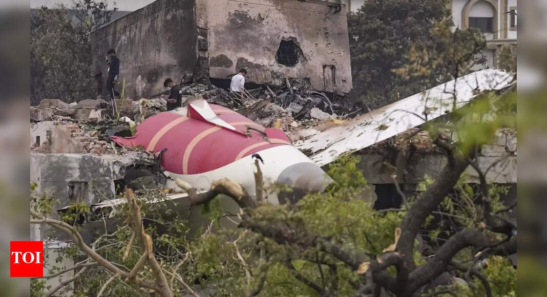 ‘tarnished-son’s-reputation’:-father-of-ai-171-pilot-slams-aaib;-seeks-‘formal’-probe