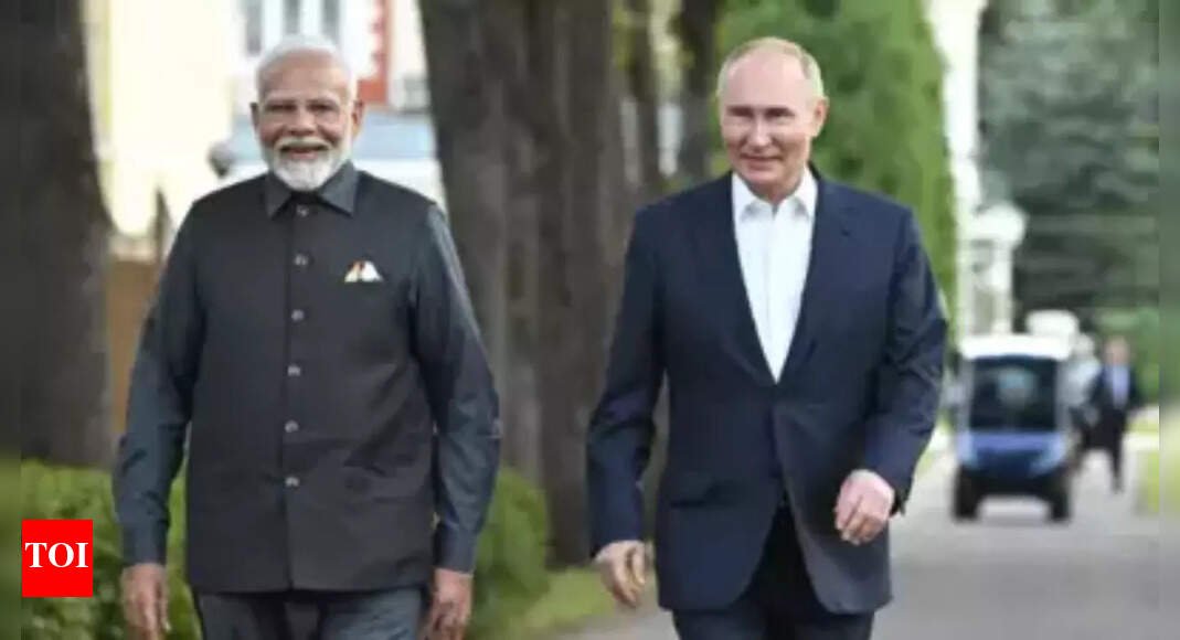 putin-dials-modi:-pm-thanks-‘friend’;-‘india-ready-to-help-in-ukraine-conflict’