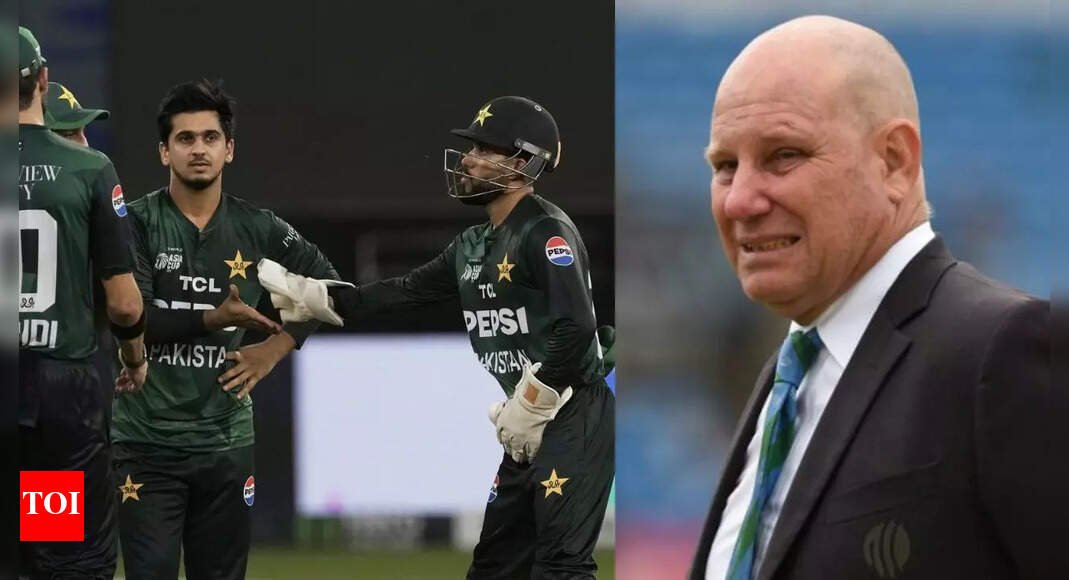 pakistan-embarrassed-as-pycroft-remains-match-referee-for-uae-clash-despite-boycott-threat