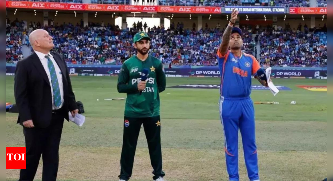 pak-drags-its-feet-over-india’s-handshake-snub