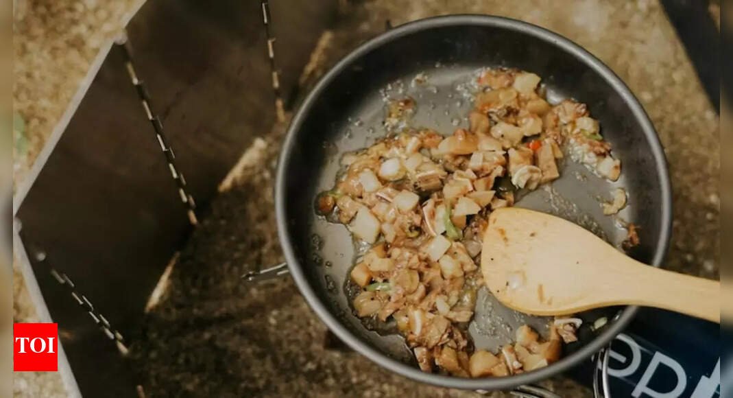 lead-exposure-warning:-fda-warns-about-three-more-cookware-products