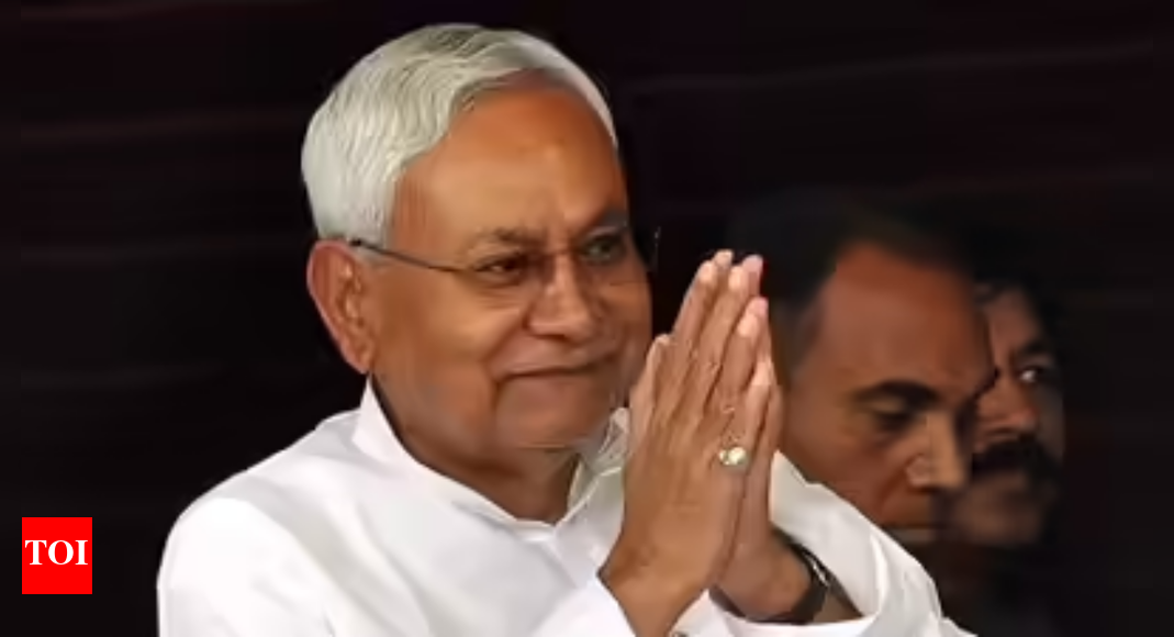 bihar-govt-to-provide-financial-assistance-of-rs-1,000-per-month-to-jobless-graduates:-cm-nitish-kumar