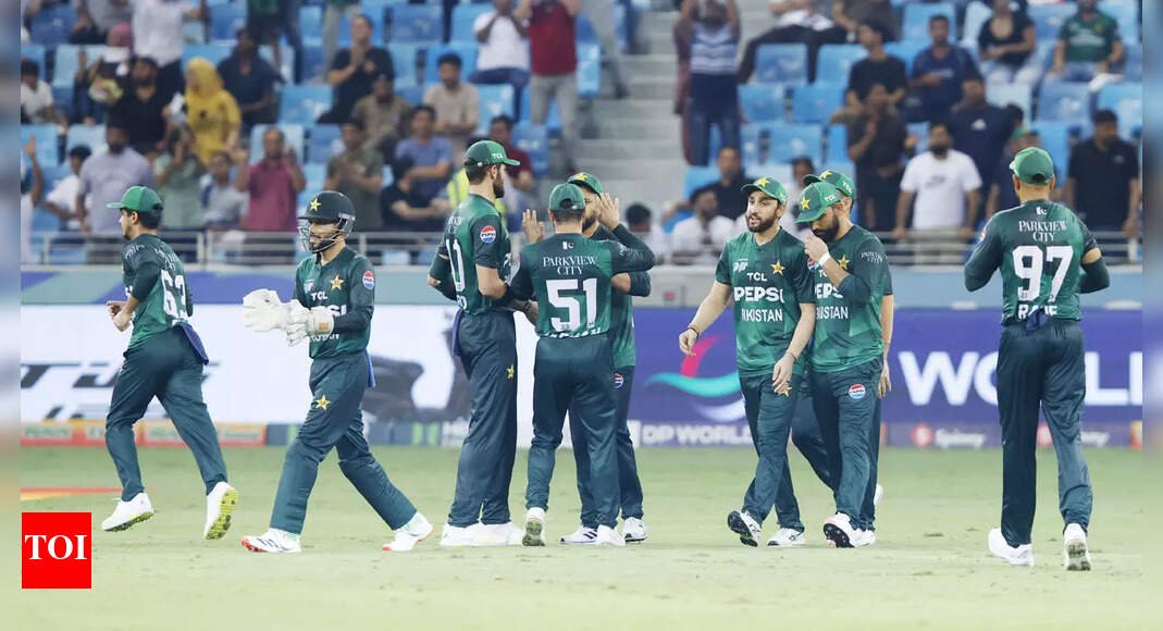 pakistan-cricket-faces-a-fresh-storm-—-corruption-row-over-players’-jerseys-explodes
