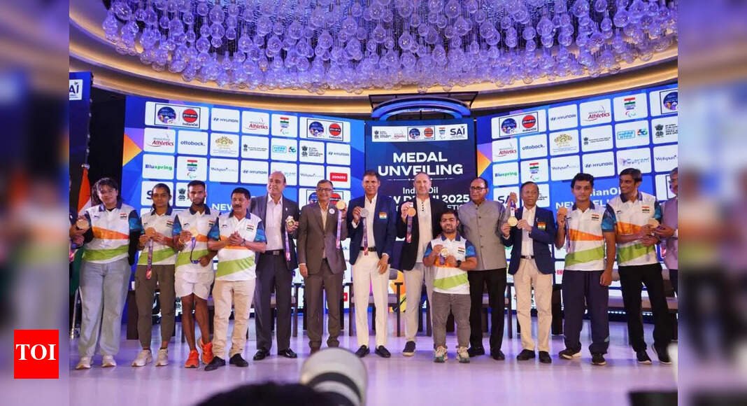 india-unveils-striking-medals-for-world-para-athletics-championships-new-delhi