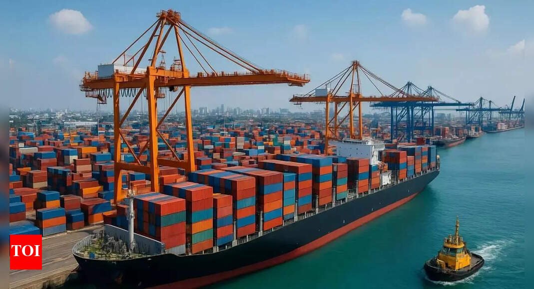 india-to-get-export-boost-in-textiles,-4-other-areas