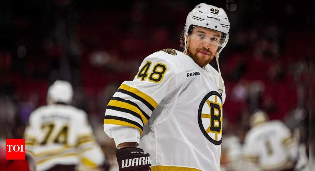 ex-sidney-crosby-teammate-signs-blackhawks-pto,-but-four-nhl-contenders-still-circling-with-serious-interest