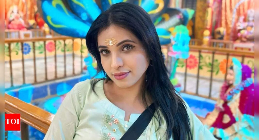 anupama-solanki-shares-spiritual-journey-after-visiting-dwarka;-says-‘i-feel-blessed-to-receive-god’s-call’