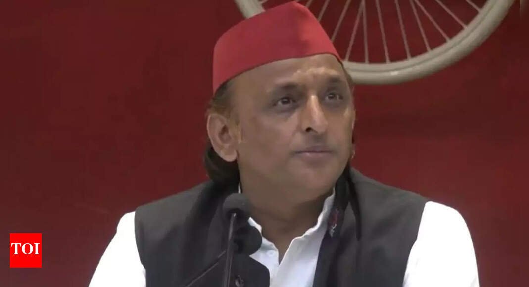 ‘foreign-policy-weak’:-akhilesh-slams-centre-over-h-1b-visa-fee-hike;-says-india-becoming-dependent
