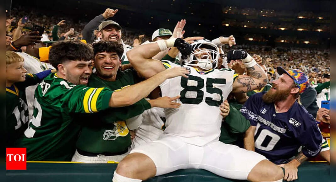 tucker-kraft-back-in-action:-packers’-star-tight-end-ready-for-week-3-clash-against-browns