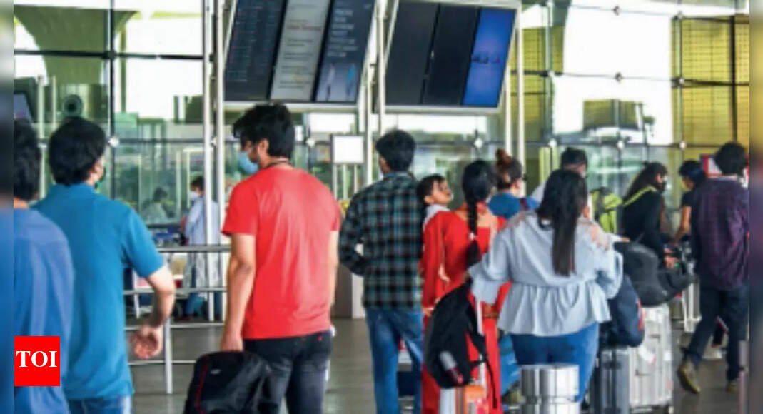‘how-do-you-pack-your-life-in-less-than-28-hours’:-bengaluru-h1-b-workers-in-frenzy