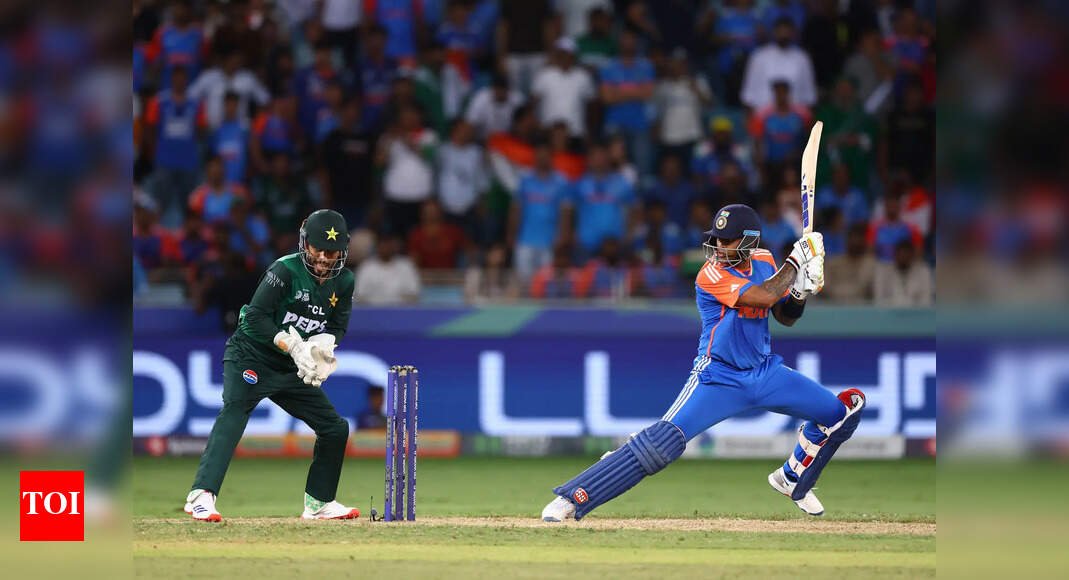 former-india-pacer-makes-bold-claim-ahead-of-india-pakistan-super-four-clash