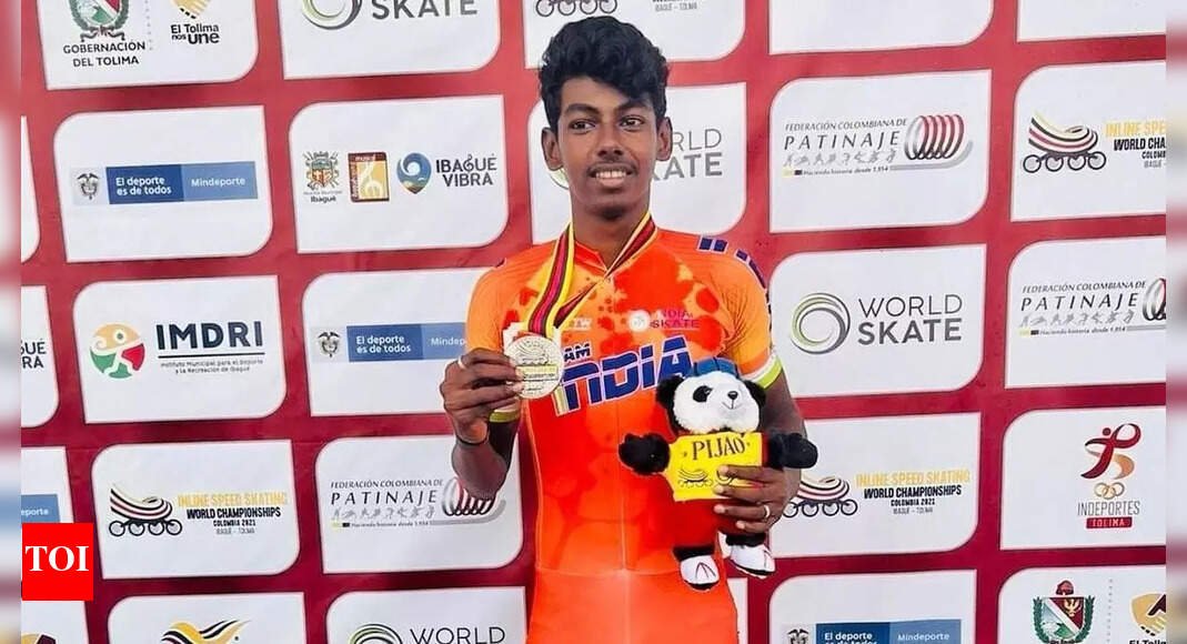anandkumar-velkumar-scripts-history-with-marathon-gold-at-world-championships