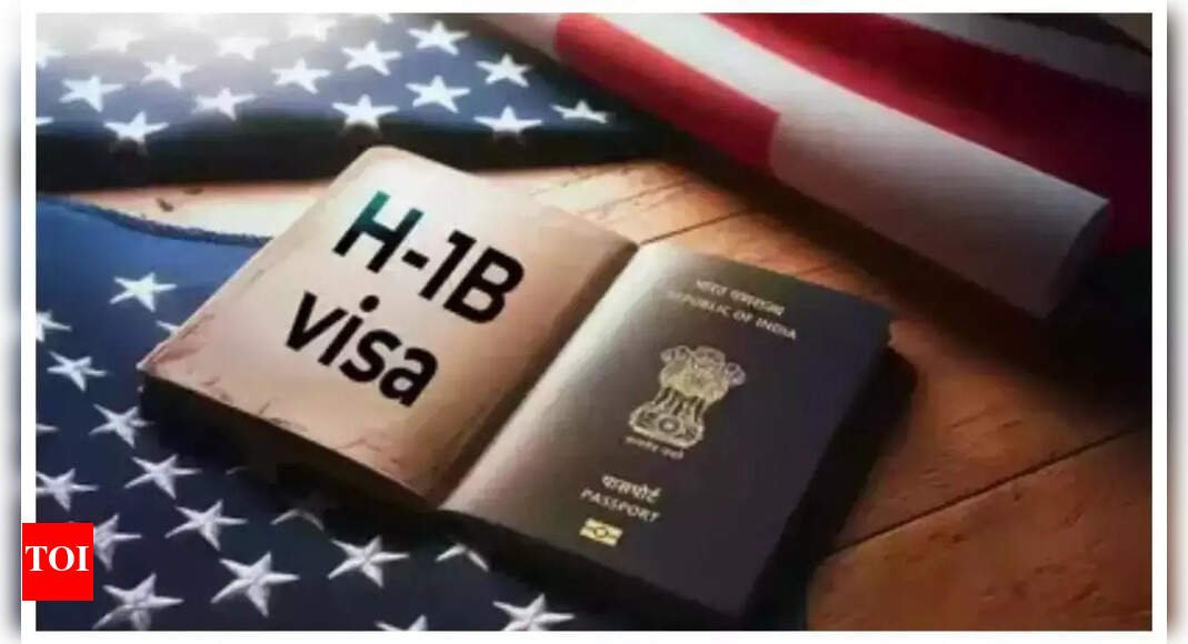h-1b-visa-rules:-us-clarifies-trump’s-requirement;-applies-only-to-new-applicants