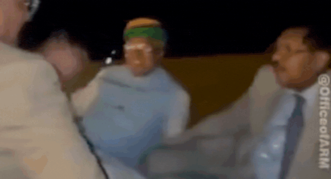 watch:-cji-br-gavai-enjoys-camel-ride-in-bikaner;-joined-by-law-minister-arjun-ram-meghwal