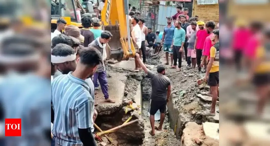 tragic-incident:-two-year-old-boy-swept-away-in-open-drain-during-heavy-rain-in-giridih