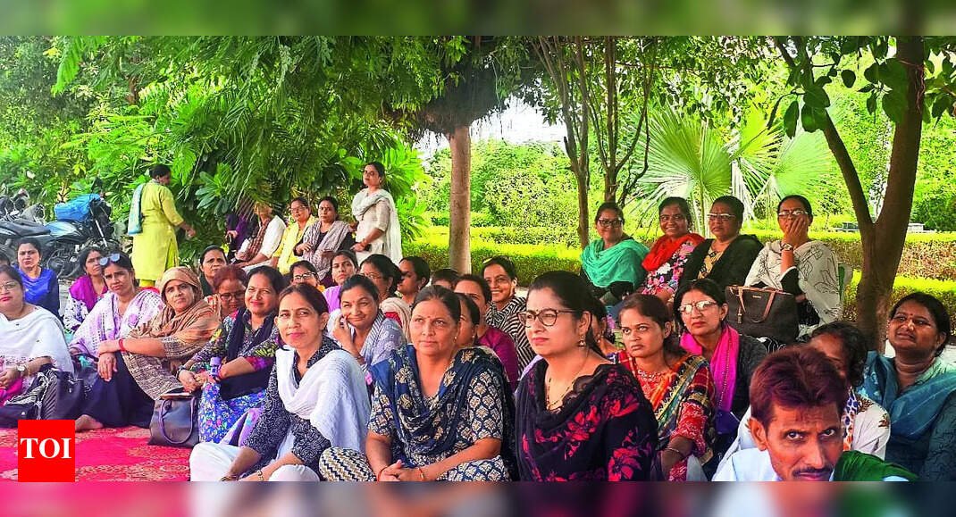 appointed,-ignored-&-unpaid:-meet-india’s-‘invisible’-teachers