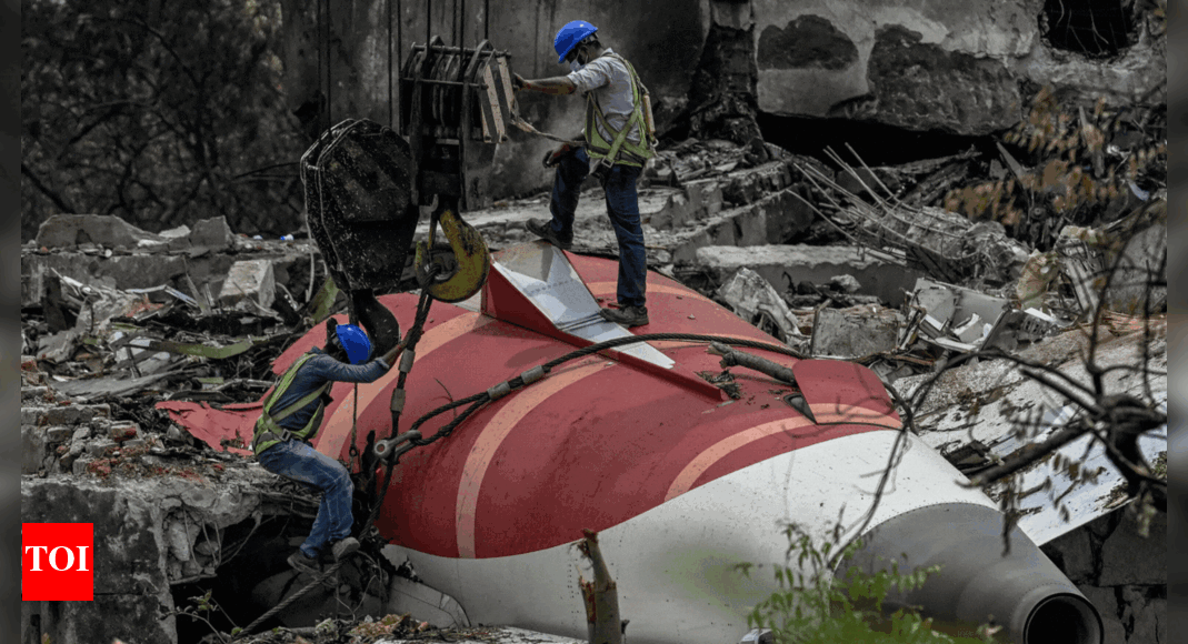 air-india-crash:-sc-questions-preliminary-report-suggesting-pilot-error;-calls-it-‘unfortunate’