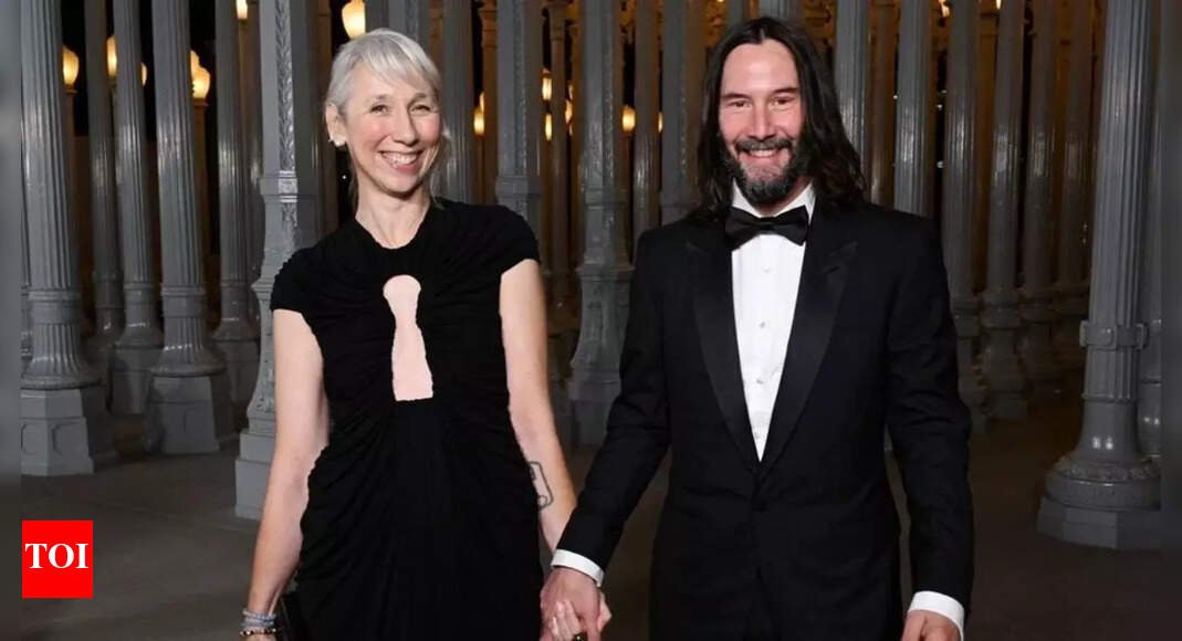 keanu-reeves-reportedly-marries-longtime-partner-alexandra-grant-in-an-intimate-european-ceremony