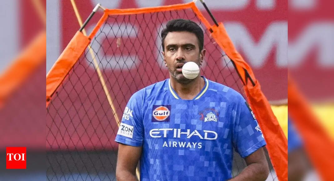 r-ashwin’s-next-t20-franchise-unveiled,-to-bowl-alongside-a-pakistani-player
