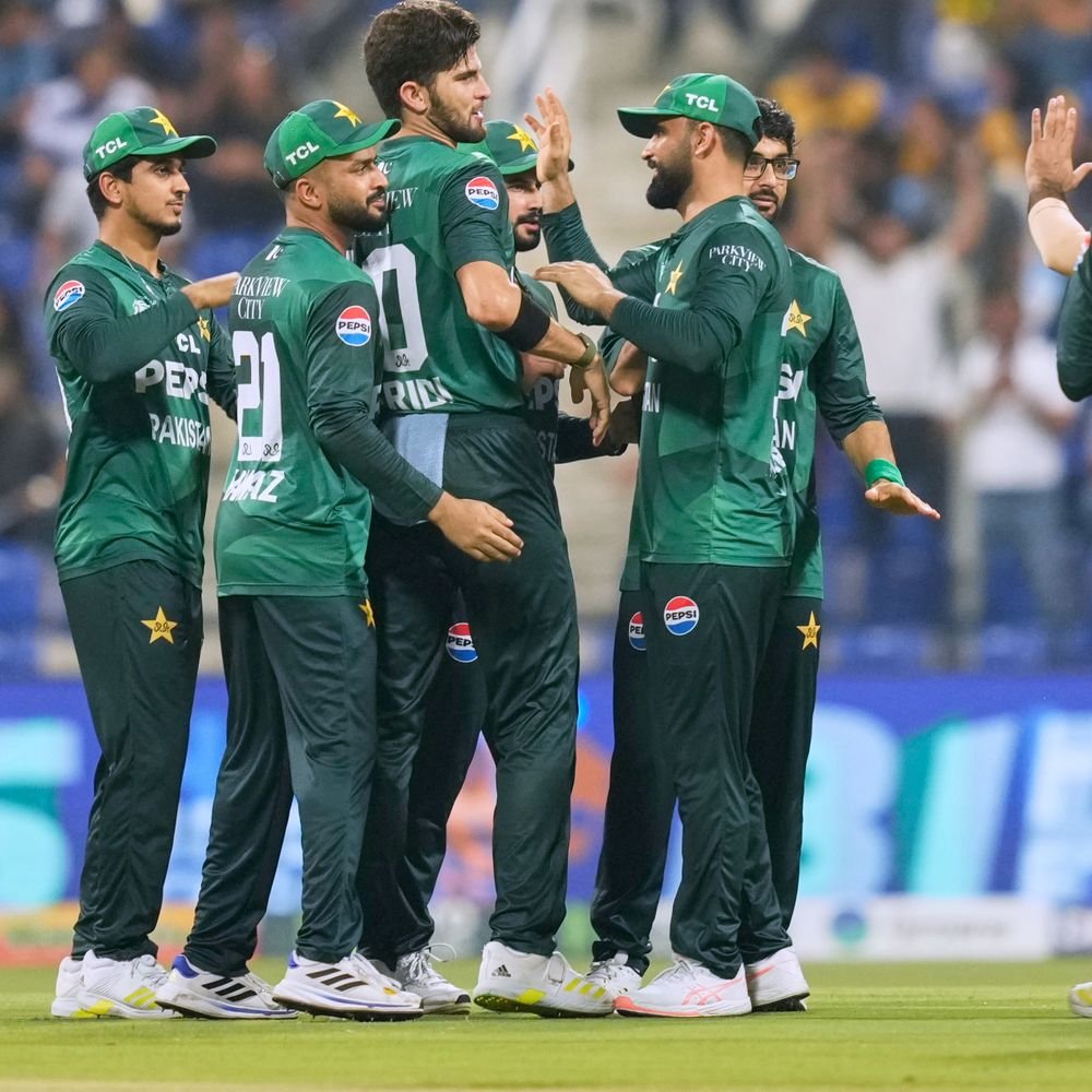 pakistan-defeat-sri-lanka-by-5-wickets-in-super-4-clash:pakistan-stay-alive-in-race-for-asia-cup-final:-kamindu-mendis’-fifty-in-vain,-pak-claim-five-wicket-win