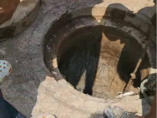 workers-exposed-to-toxic-gas-while-cleaning-sewer-in-satna:one-dead,-2-critical;-were-working-without-safety-equipment