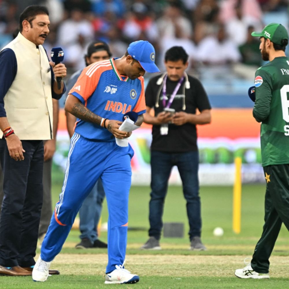 watch:-suryakumar-yadav,-salman-ali-agha-completely-ignore-each-other:no-handshake-between-ind-pak-captains;-indian-skipper-says,-‘just-another-game’