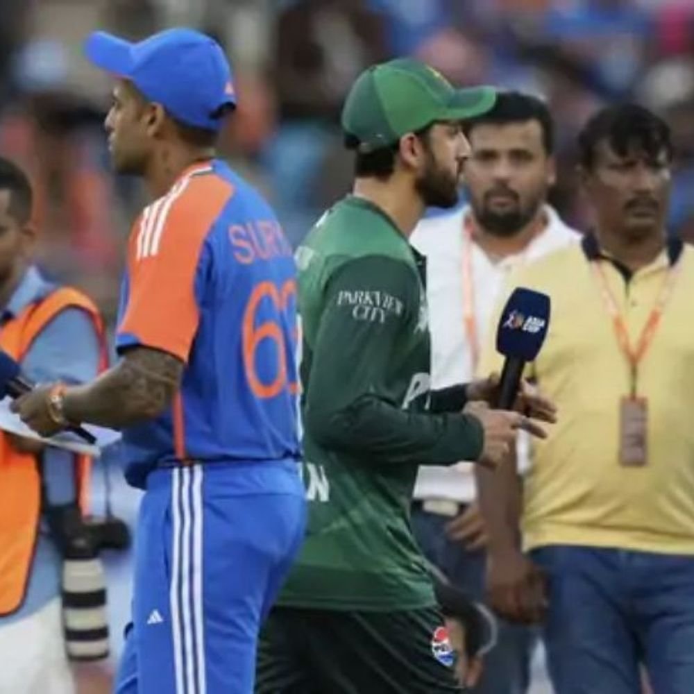 stressed-pakistan-team-consults-psychologist-ahead-of-super-4-clash:ind-pak-match-in-asia-cup-today;-suryakumar’s-guru-mantra-to-players-ahead-of-showdown