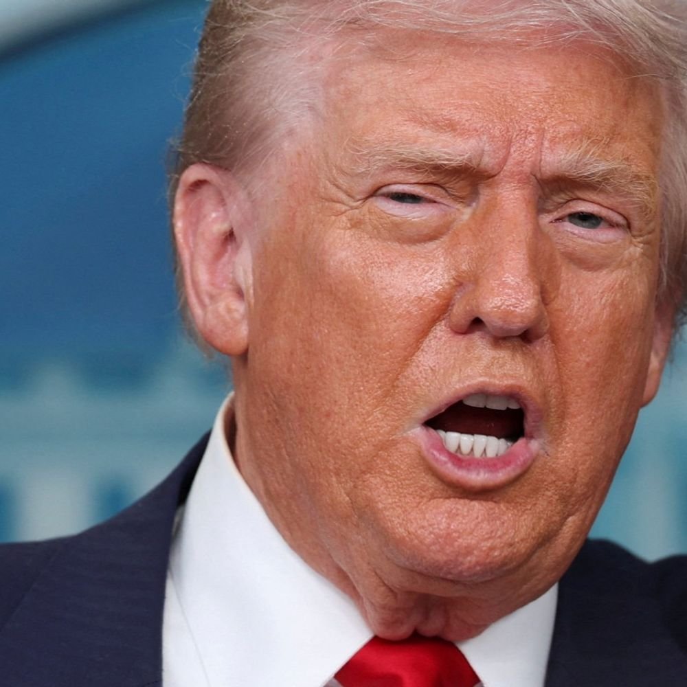 trump-signs-executive-order-on-tiktok:us-investors-to-majorly-own-chinese-based-video-sharing-app’s-american-business-as-per-deal-with-china
