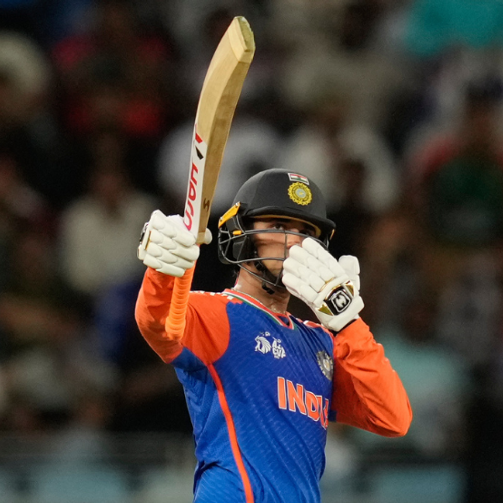 abhishek-sharma-surpasses-virat-kohli-and-mohammad-rizwan:dominates-run-scoring-charts-in-a-t20-asia-cup;-india-stays-unbeatable-in-super-over-showdowns