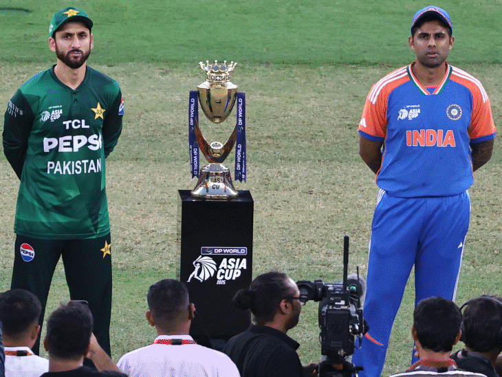 pcb-demanded-neutral-presenter,-bcci-refused:ravi-shastri-didn’t-interview-salman-agha,-waqar-younis-joined-toss-duties-–-watch