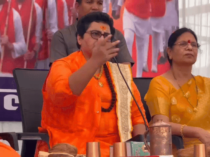 pragya-thakur-issues-stern-warning-at-temple-rally-in-bhopal:tells-devotees-not-to-buy-prasad-from-non-hindus;-urges-beating-vendors-and-barring-them