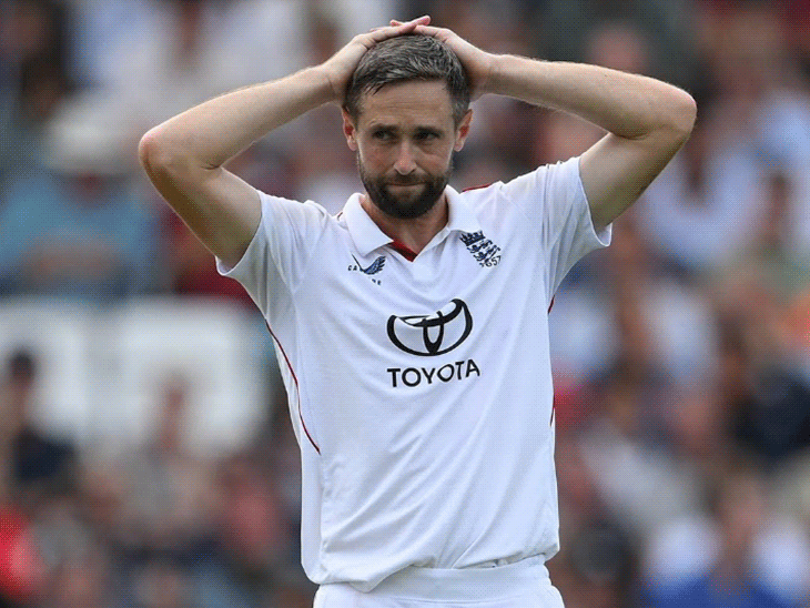 chris-woakes-retires-from-international-cricket:england-all-rounder-came-out-to-bat-with-arm-in-a-sling-vs-india,-played-217-matches-across-formats