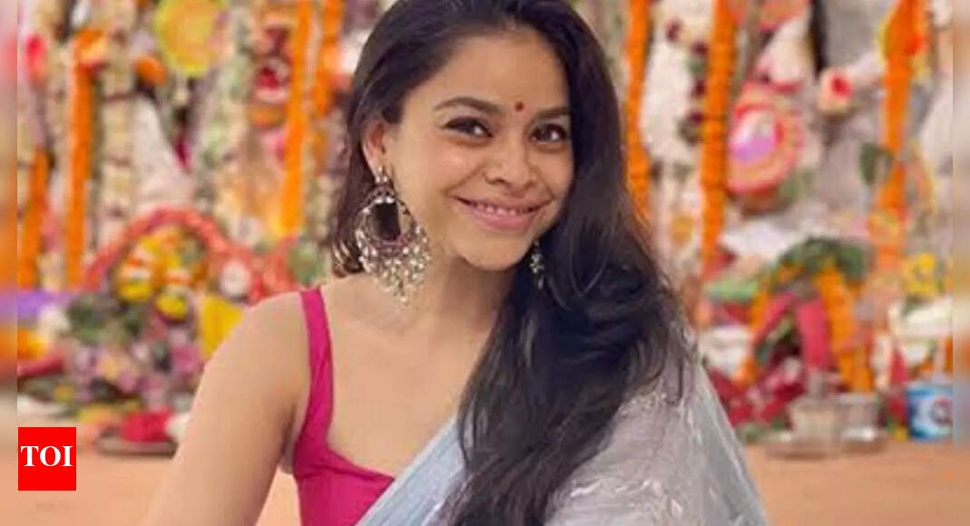 sumona-chakravarti-questions-safety-in-mumbai-after-car-was-mobbed-by-protesters:-‘felt-unsafe’