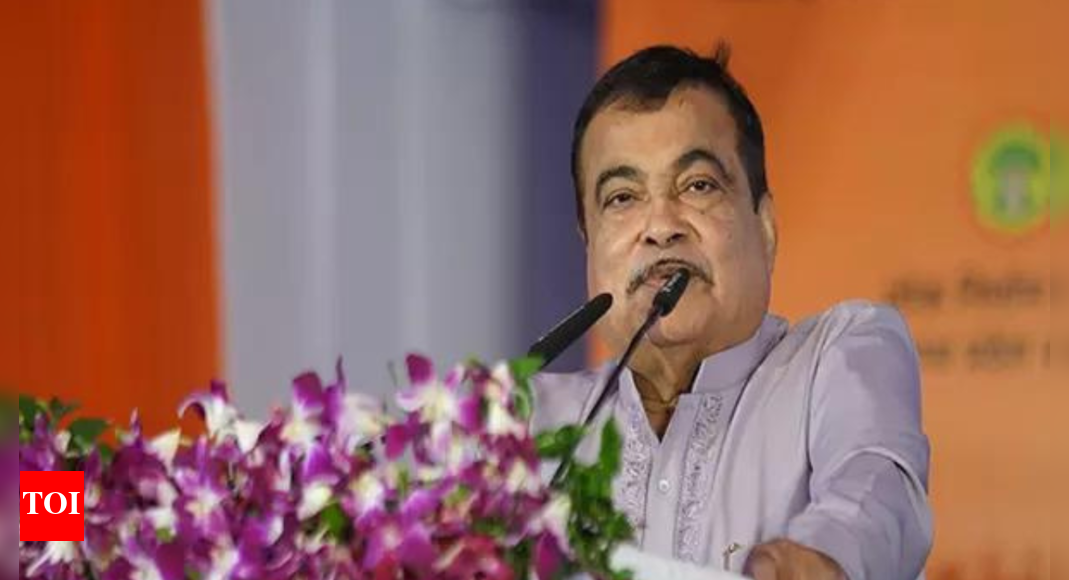 watch:-what’s-key-to-success-in-politics?-gadkari’s-unique-advise