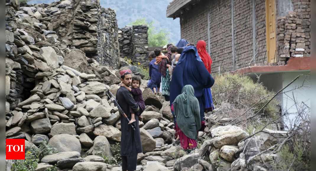 800-dead-as-6-quake-destroys-villages-in-afghanistan;-nearly-3,000-hurt
