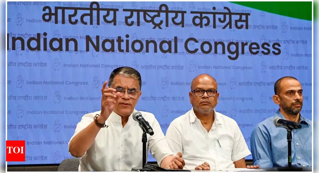 vote-‘chori’-row:-bjp-steps-up-attack-on-congress;-claims-pawan-khera-has-2-voter-id-cards