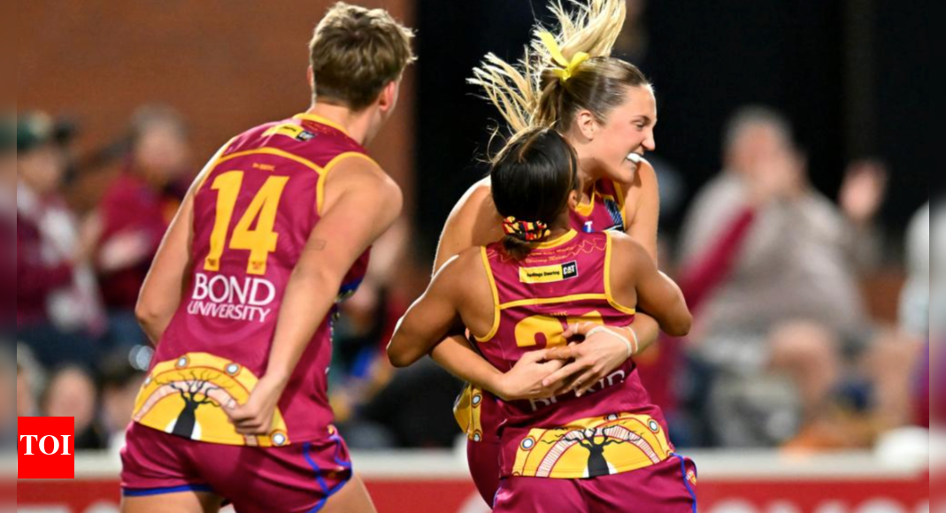 brisbane-lions-players-caught-in-bizarre-wardrobe-malfunction-that-stuns-afl-fans