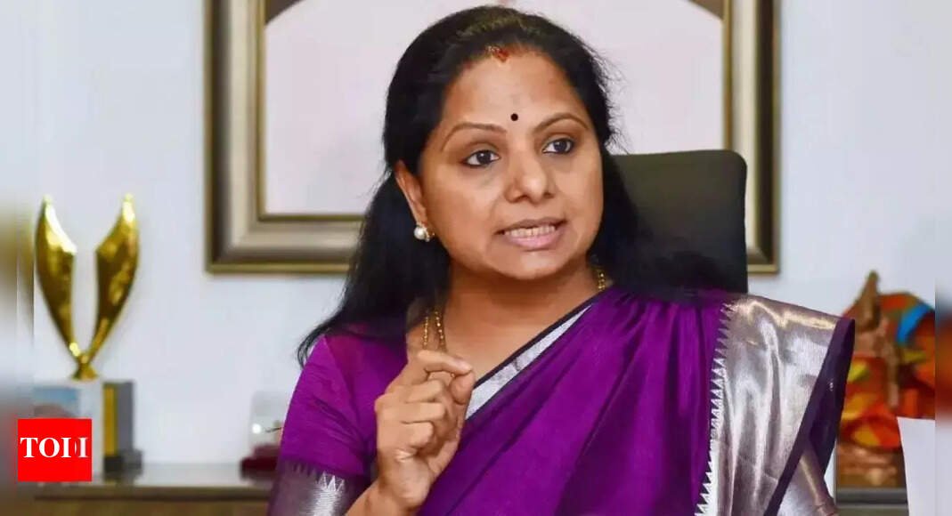 brs-suspends-k-kavitha:-why-kcr-removed-daughter-from-party;-family-feud-explained