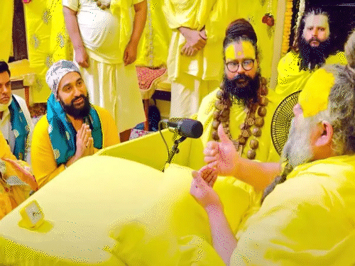‘मैं-जिसे-चाहूं-अपनी-किडनी-दे-सकता-हूं’:राज-कुंद्रा-ने-बताया-कि-उन्होंने-प्रेमानंद-महाराज-को-किडनी-क्यों-देने-की-पेशकश-की-थी