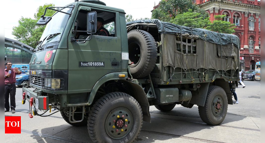 army-truck-in-cop-net-day-after-jawans-dismantle-tmc’s-dais
