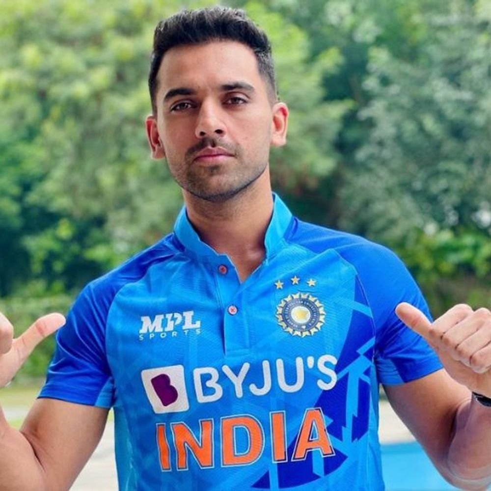 deepak-chahar-likely-to-be-seen-in-bigg-boss:makers-hint-at-new-wild-card-entry-in-the-show;-will-it-change-the-game?