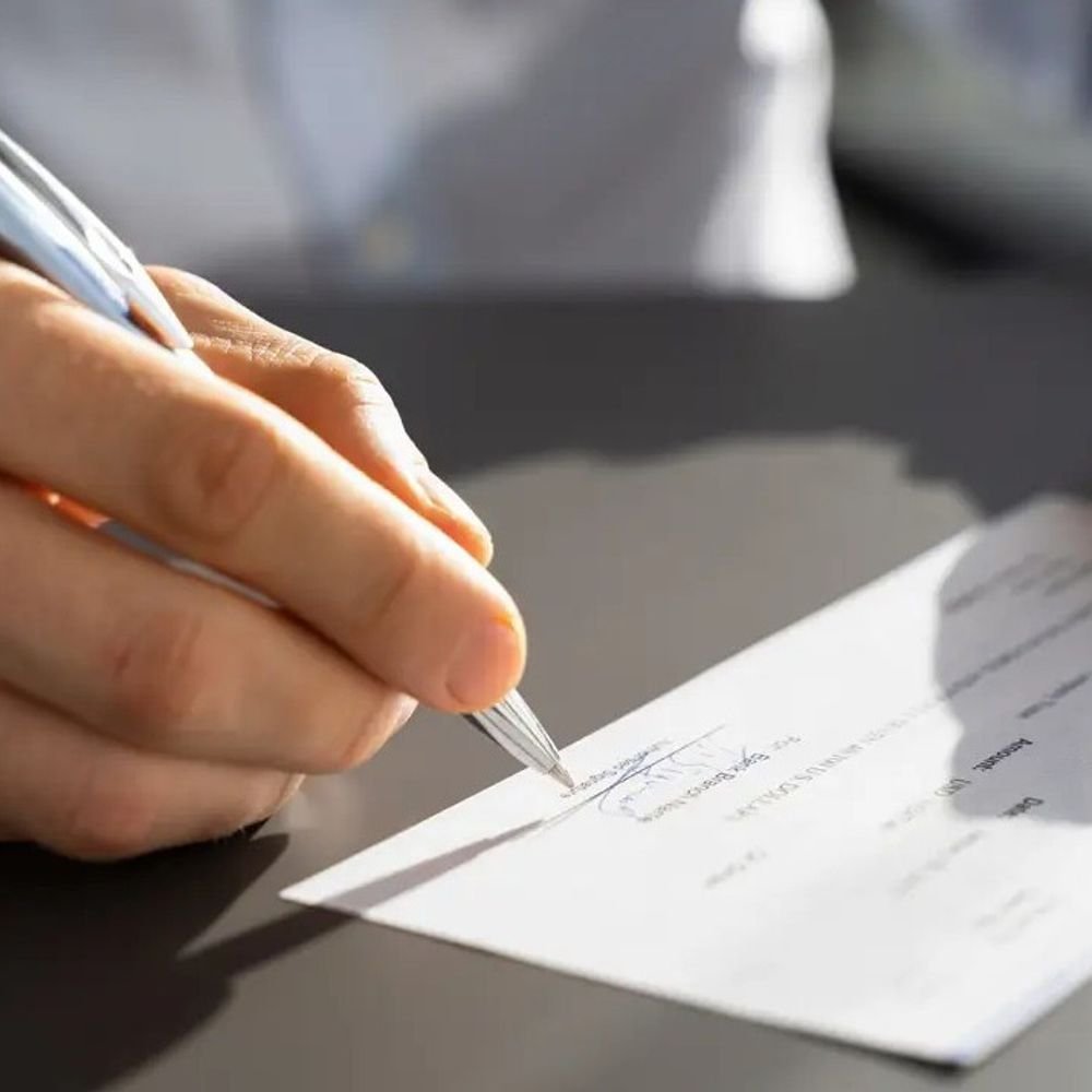 banks-to-rollout-same-day-cheque-clearance-facility-on-oct-4:hdfc,-icici-to-clear-cheques-within-a-few-hours-starting-saturday-in-select-cities