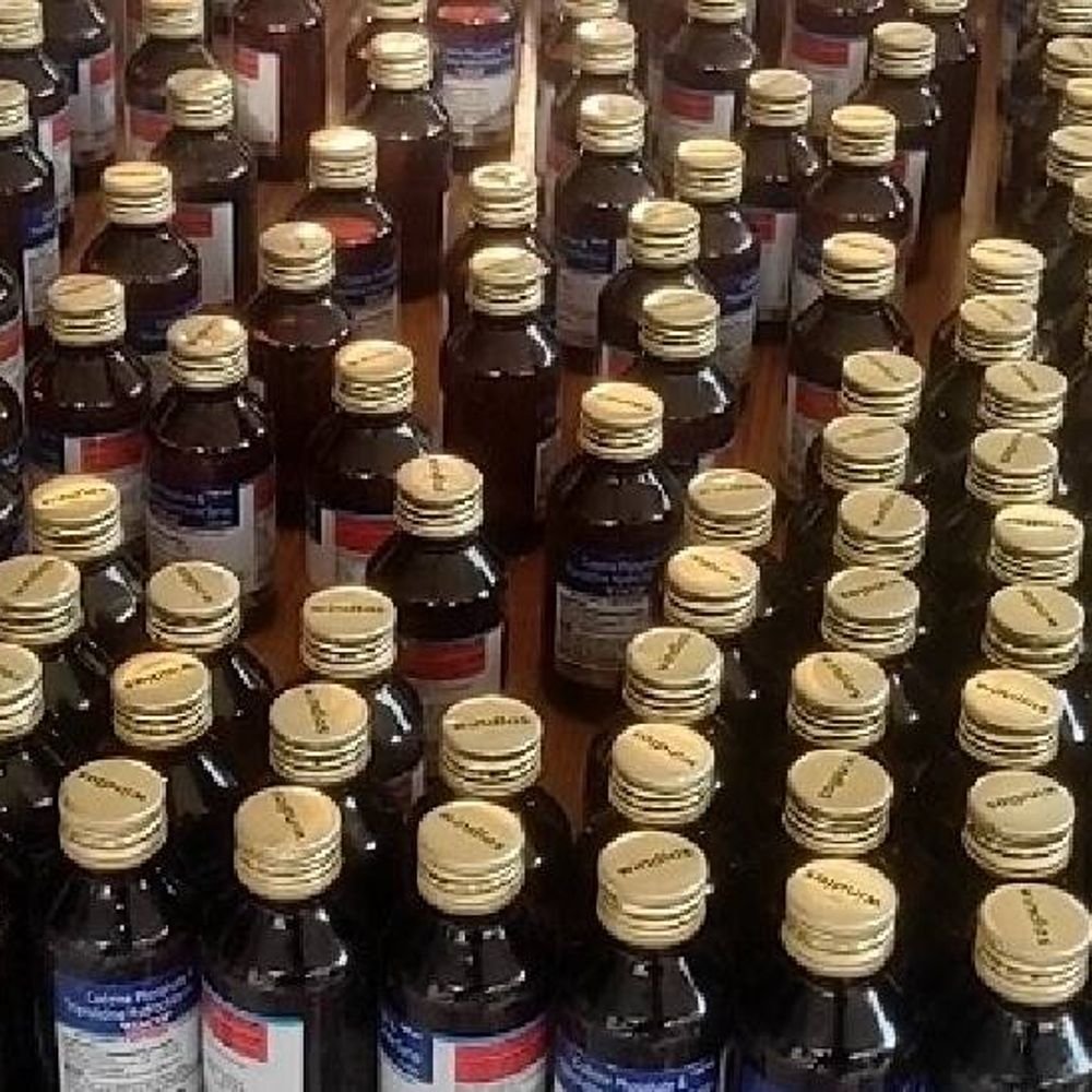 cough-syrup-linked-to-9-children-deaths-contains-48%-poison:production-banned-in-tamil-nadu;-central-government-denies-responsibility