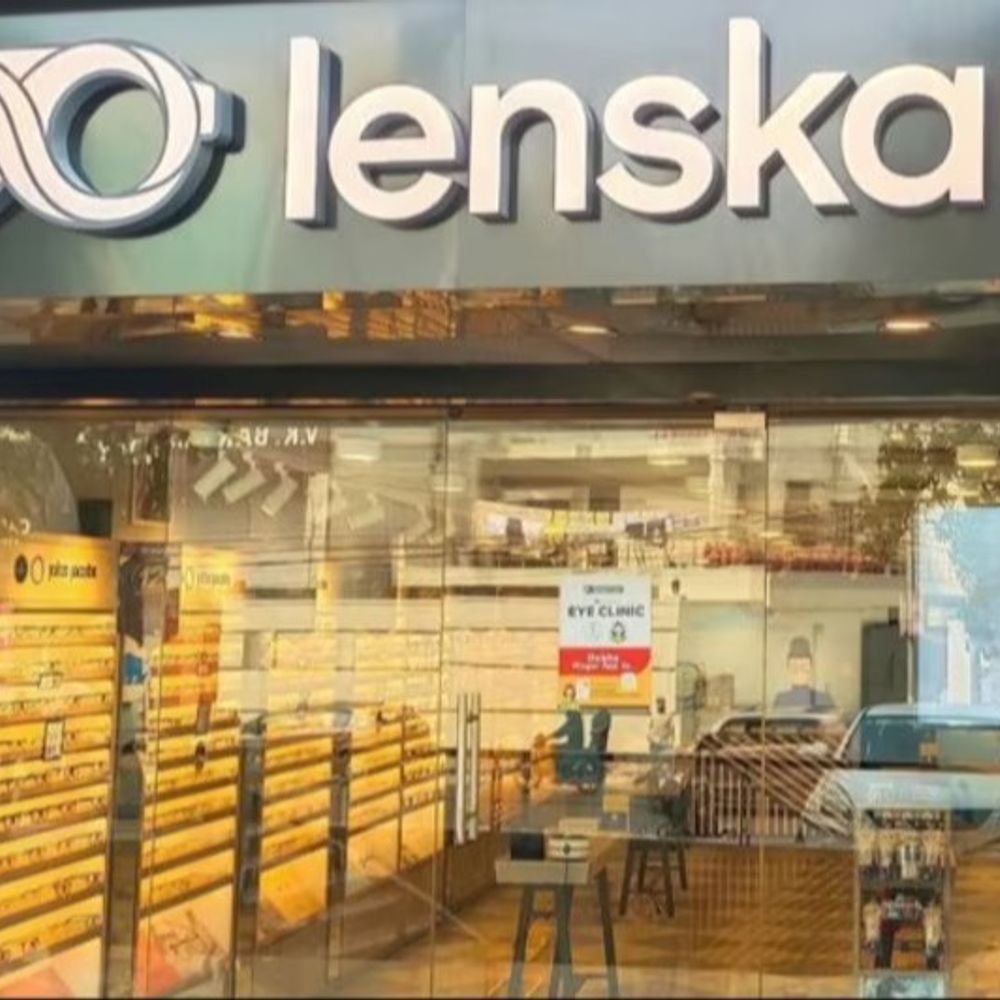 sebi-green-lights-lenskart’s-₹8,876-crore-ipo:co-to-float-3rd-biggest-ipo-of-the-year,-turned-profitable-last-fiscal